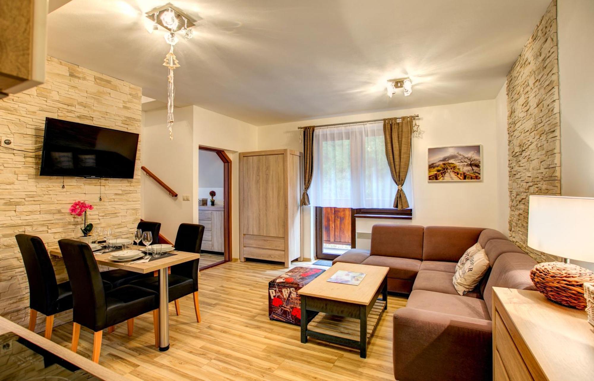 דמנובסקה דולינה Apartmany Tri Studnicky מראה חיצוני תמונה